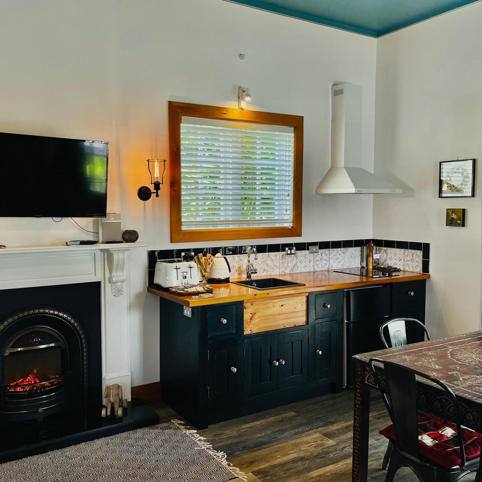 Marriners Luxury Guesthouse Rawene Zewnętrze zdjęcie